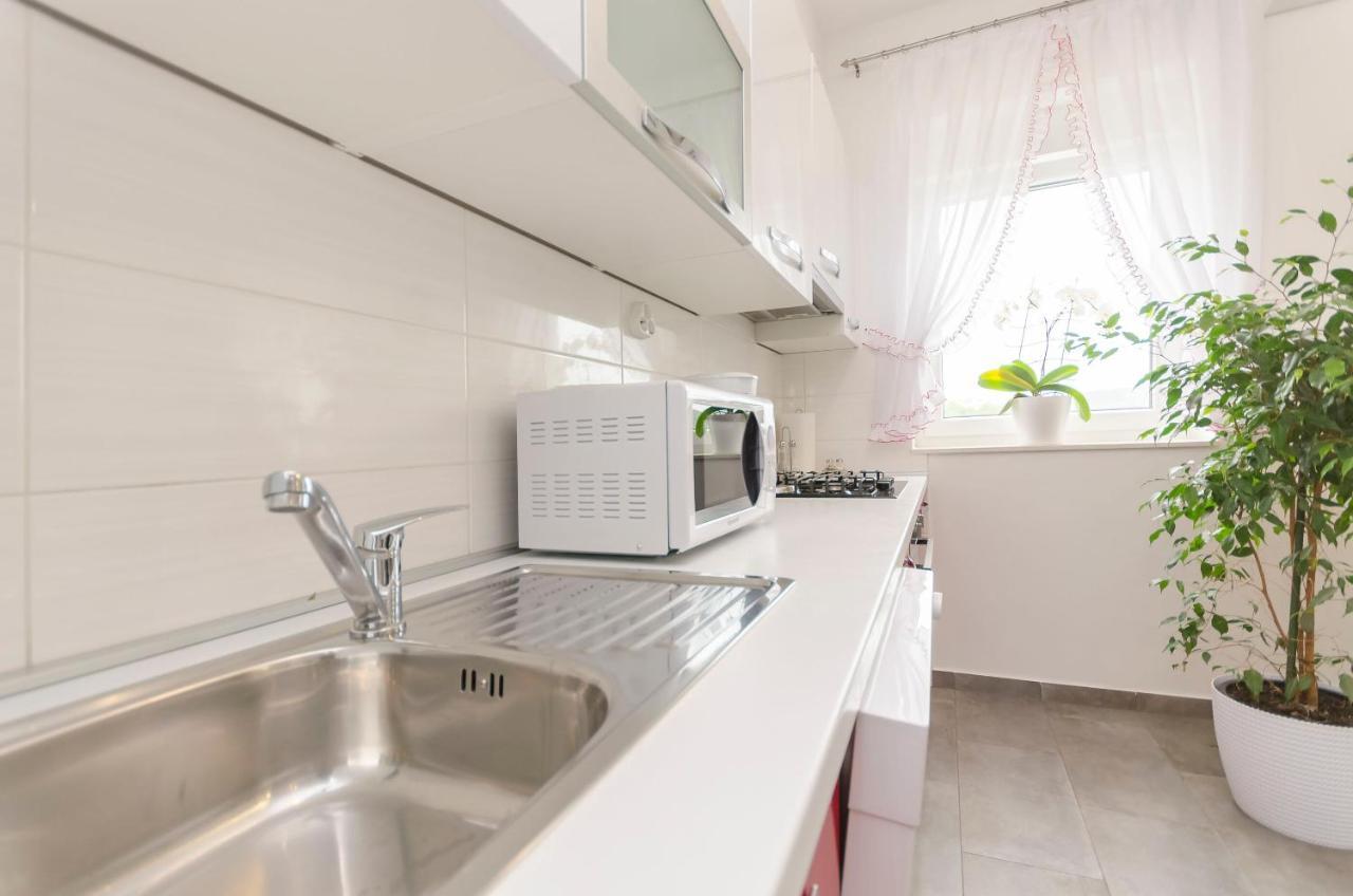 Apartment Luka Rupe Bagian luar foto