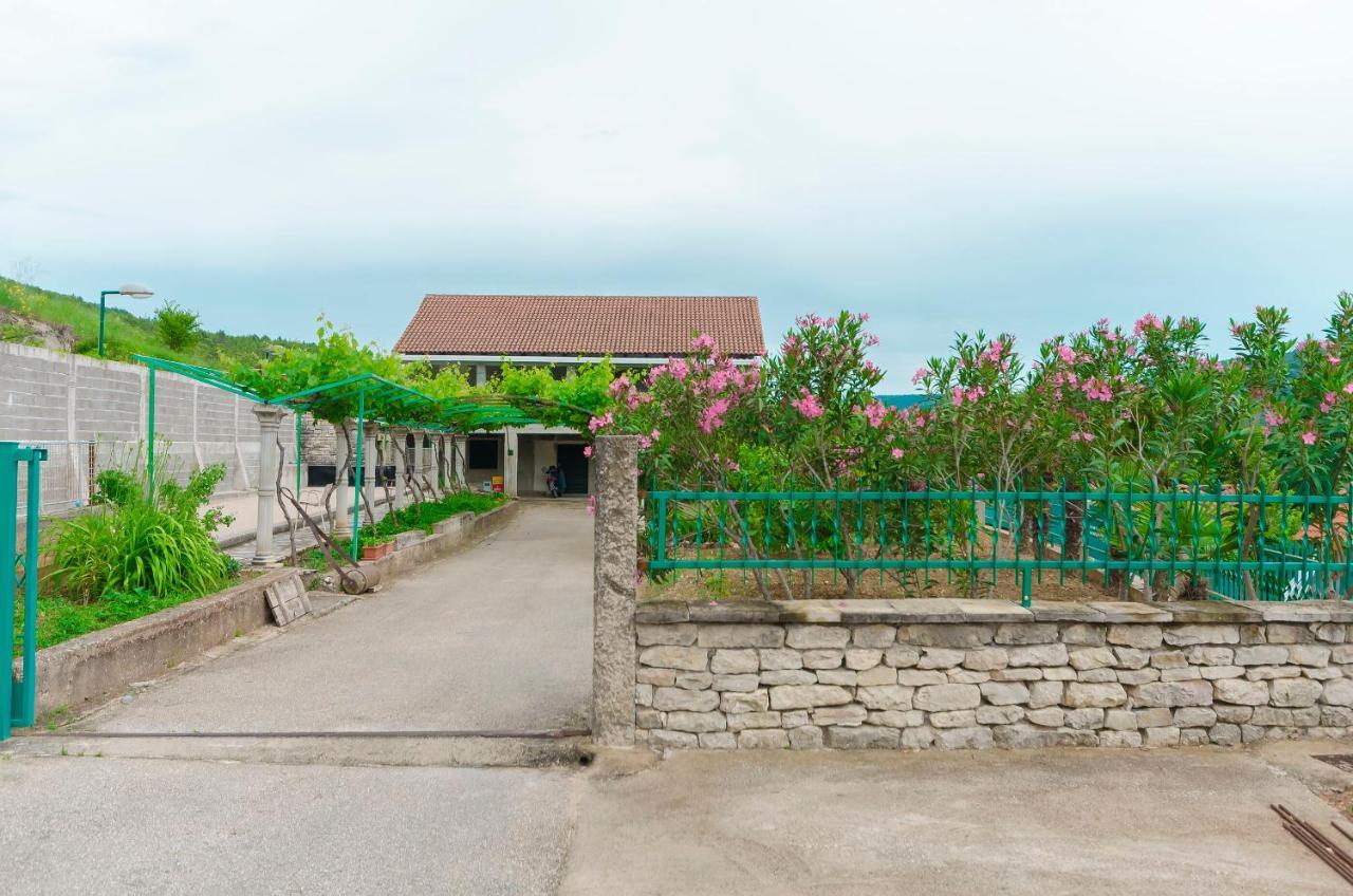 Apartment Luka Rupe Bagian luar foto