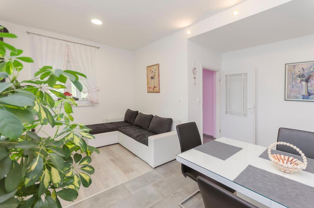 Apartment Luka Rupe Bagian luar foto