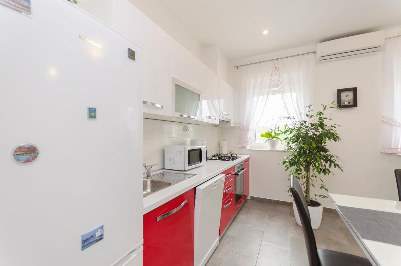 Apartment Luka Rupe Bagian luar foto